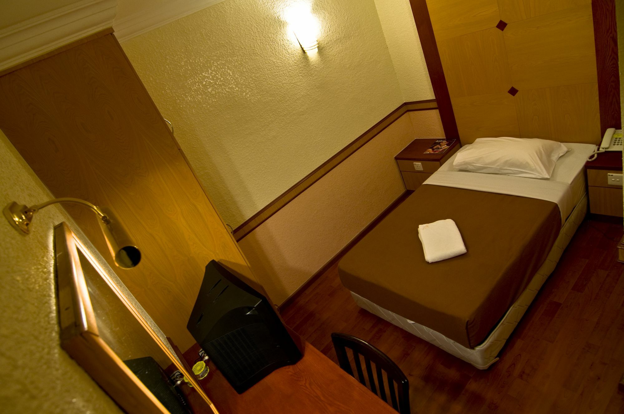Flora Place Hotel Κότα Μπάρου Εξωτερικό φωτογραφία